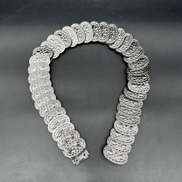 Vintage Western Concho Silver Tone Stretch Belt Floral Medallions Southwestern - Picture 3 of 8